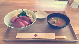 新潟の美味しいもの, 新潟グルメ 寿司 海鮮丼・肉盛り丼・本気丼 まぐろなかばやし　本鮪丼なかばやし　 